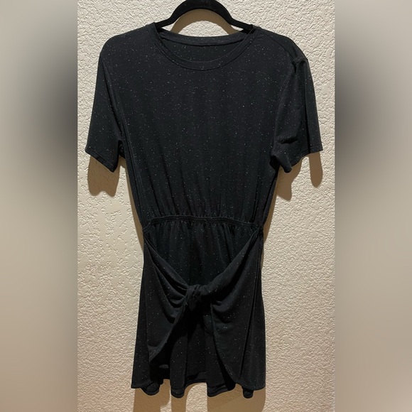 Lululemon Unwind Your Mind Dress Black White Size 6? - Picture 5 of 11